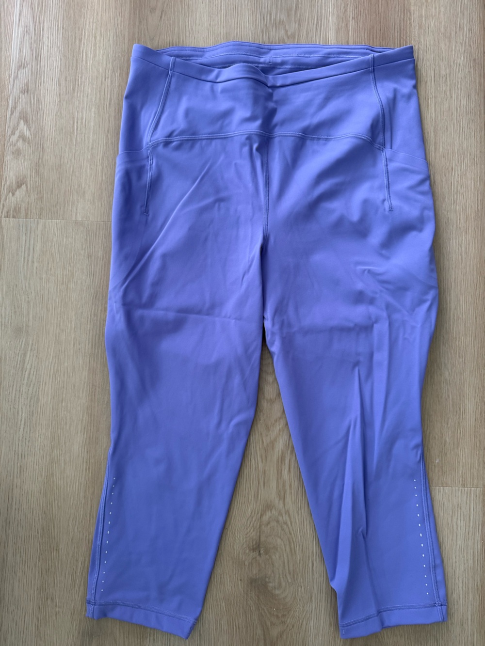 NWOT lululemon swift speed high-rise crop 21” size 14